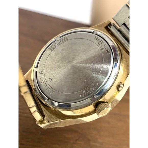 Bulova Accutron Men's Watch Vintage 1970's N7 Swiss Quartz 3669 Gold Steel 35mm - Picture 8 of 16